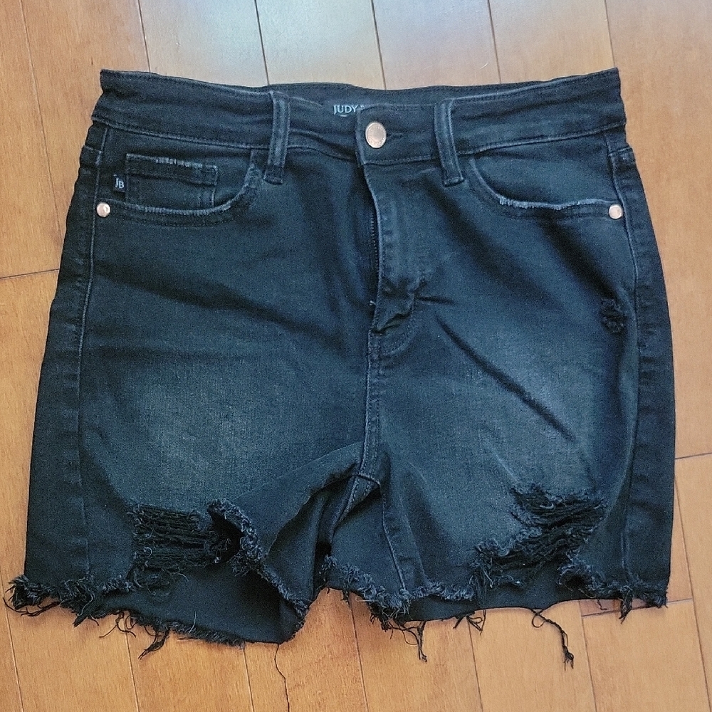 Judy Blue Women's Black Distressed Shorts
